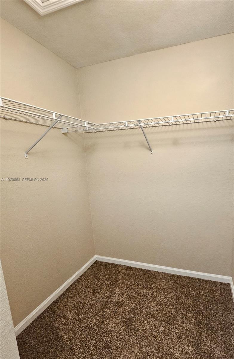 2014 Marsh Hbr Dr Riviera Beach, FL 33404