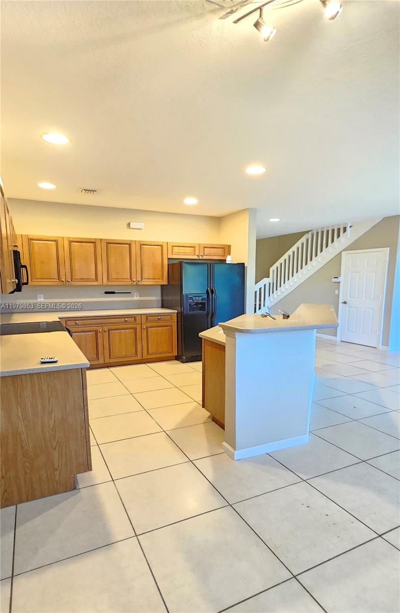 2014 Marsh Hbr Dr Riviera Beach, FL 33404