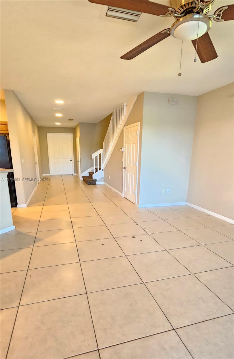 2014 Marsh Hbr Dr Riviera Beach, FL 33404