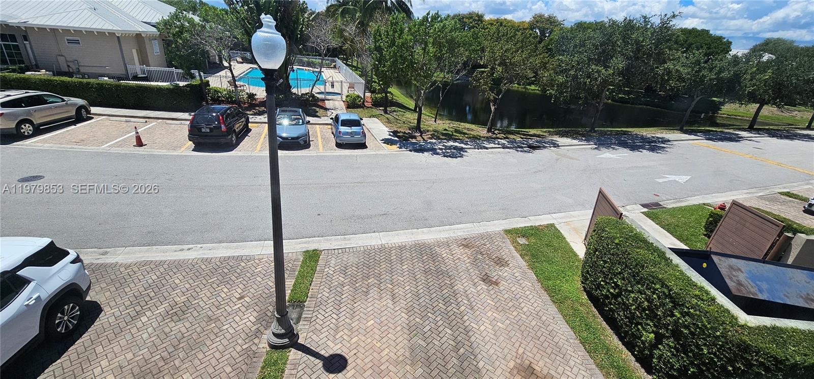 2014 Marsh Hbr Dr Riviera Beach, FL 33404