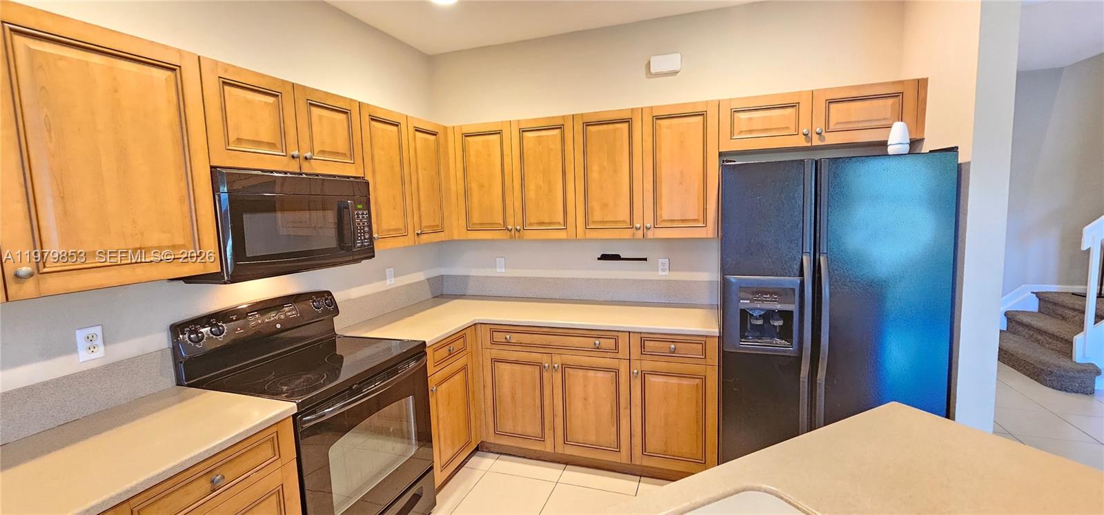 2014 Marsh Hbr Dr Riviera Beach, FL 33404