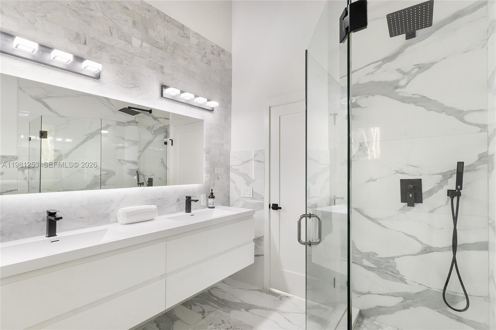 7810 Miami Vw Dr North Bay Village, FL 33141