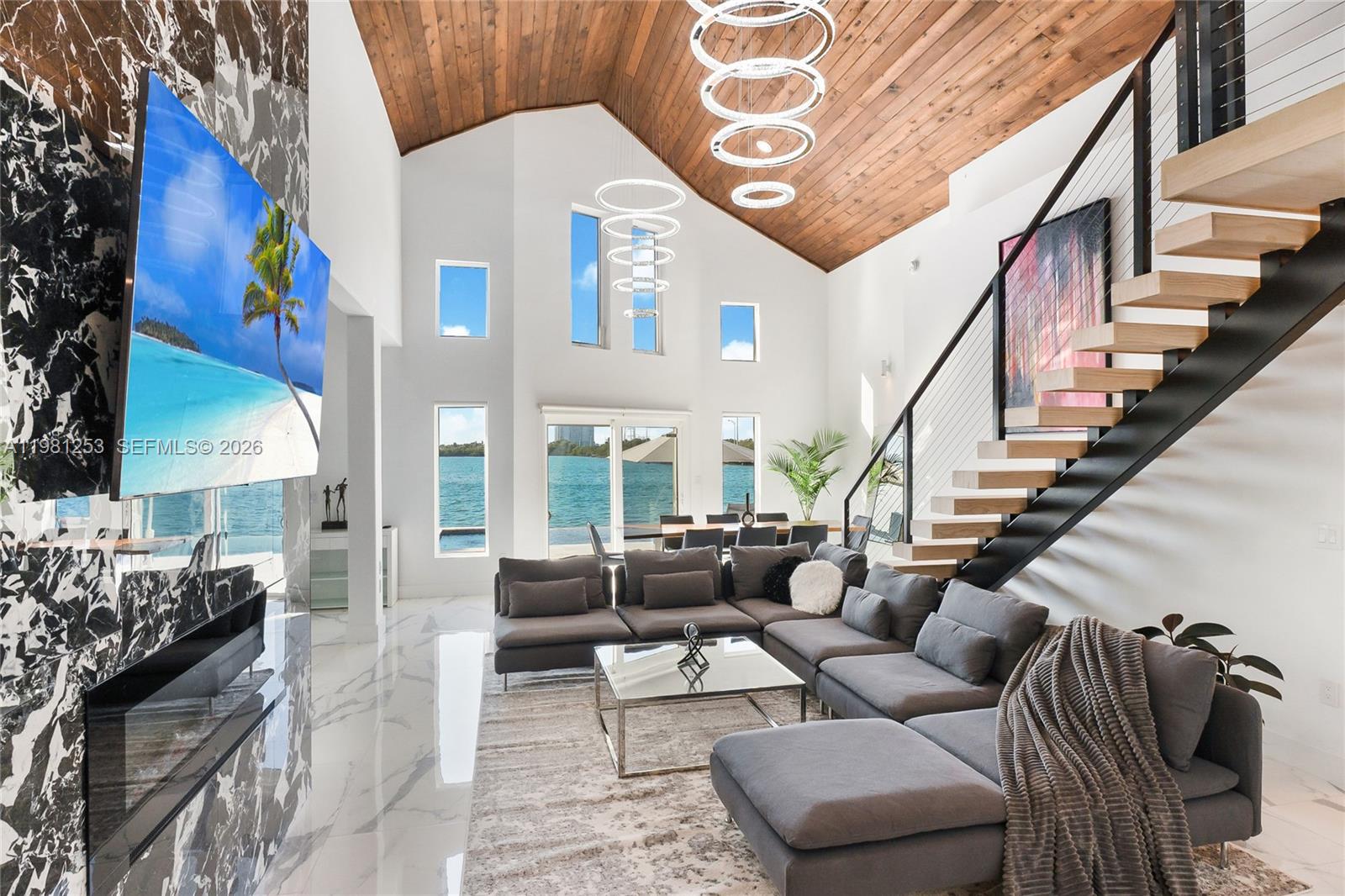 7810 Miami Vw Dr North Bay Village, FL 33141