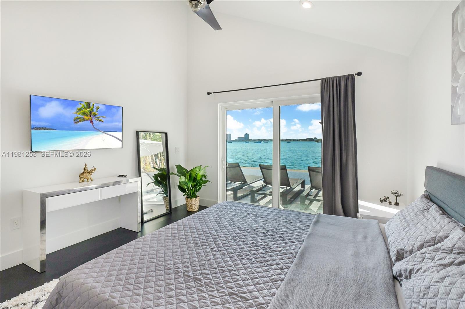 7810 Miami Vw Dr North Bay Village, FL 33141