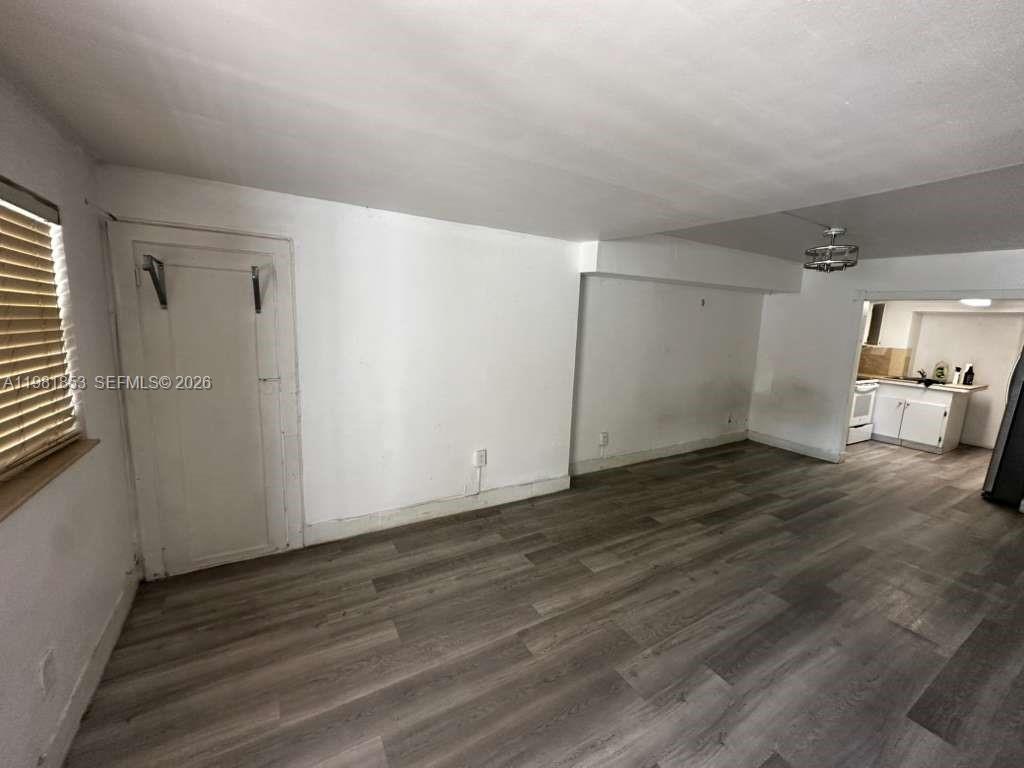 2337 NW 32nd St Miami, FL 33142