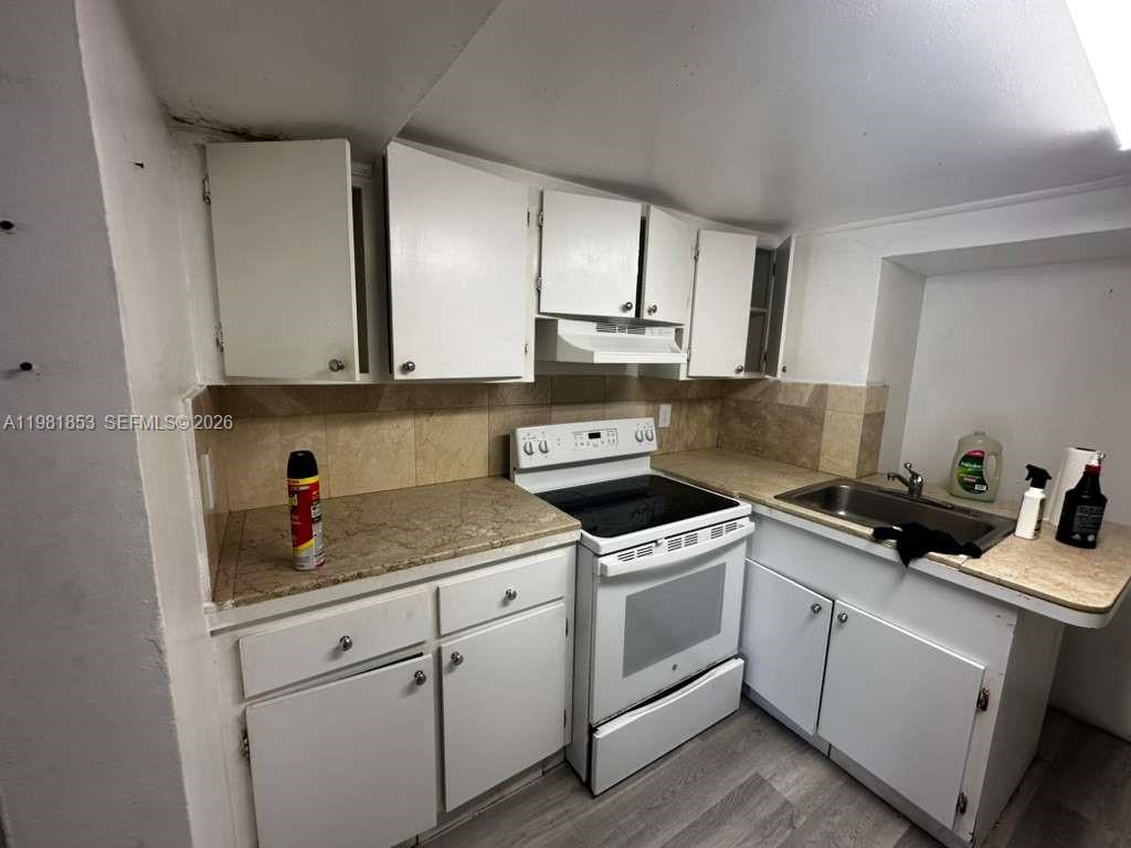 2337 NW 32nd St Miami, FL 33142