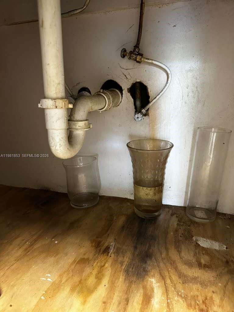 2337 NW 32nd St Miami, FL 33142