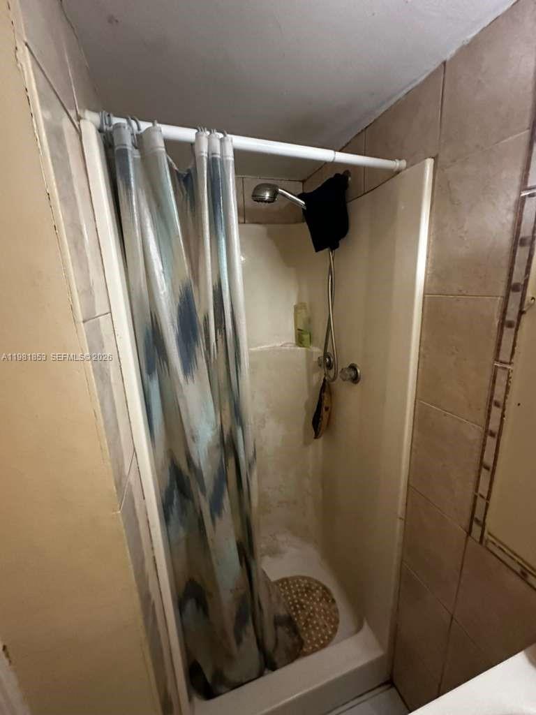 2337 NW 32nd St Miami, FL 33142