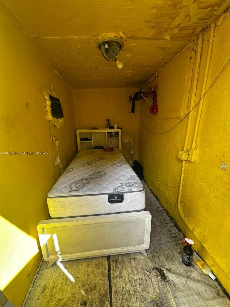 2337 NW 32nd St Miami, FL 33142