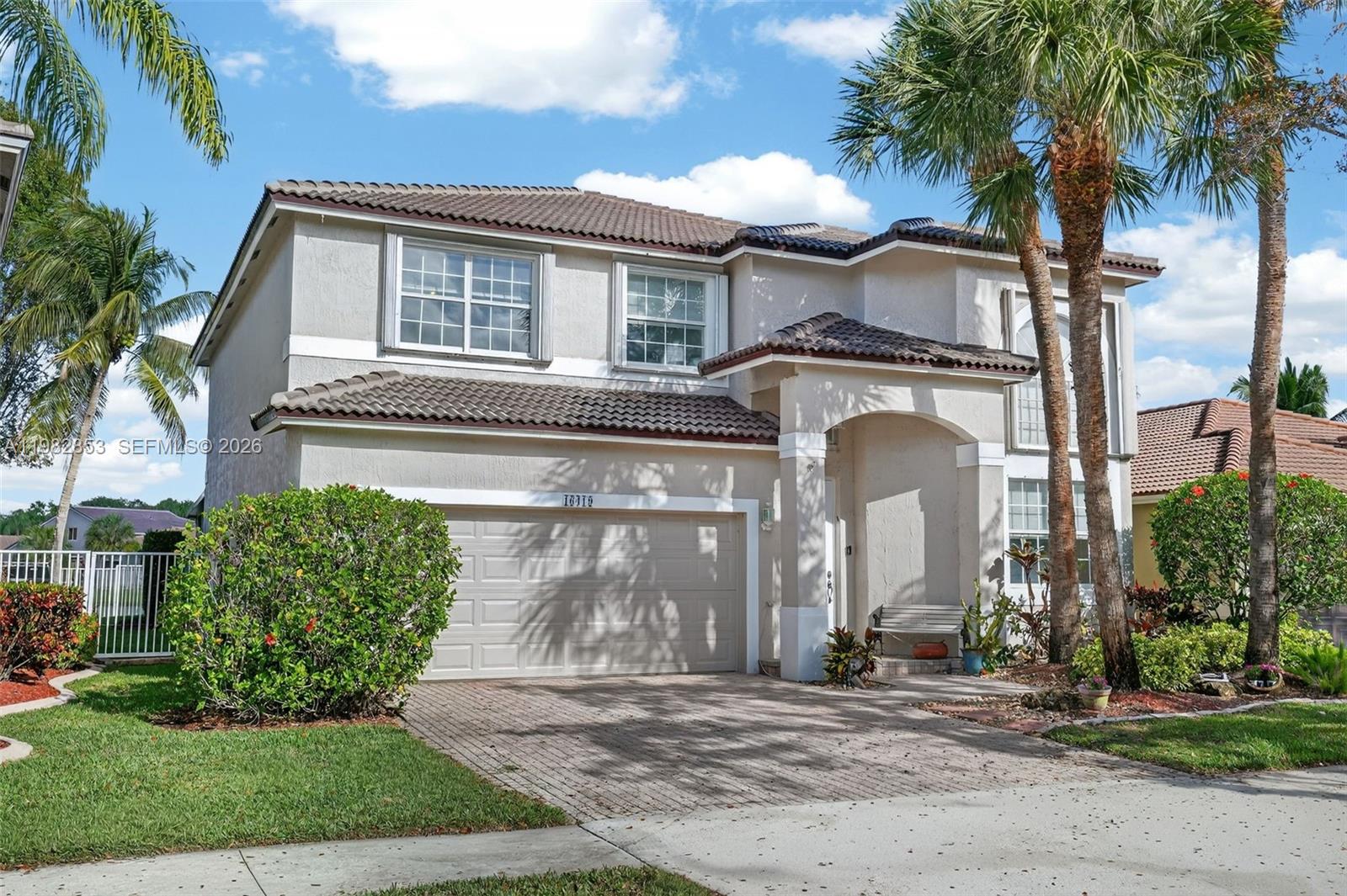 16419 Sapphire Pl Weston, FL 33331