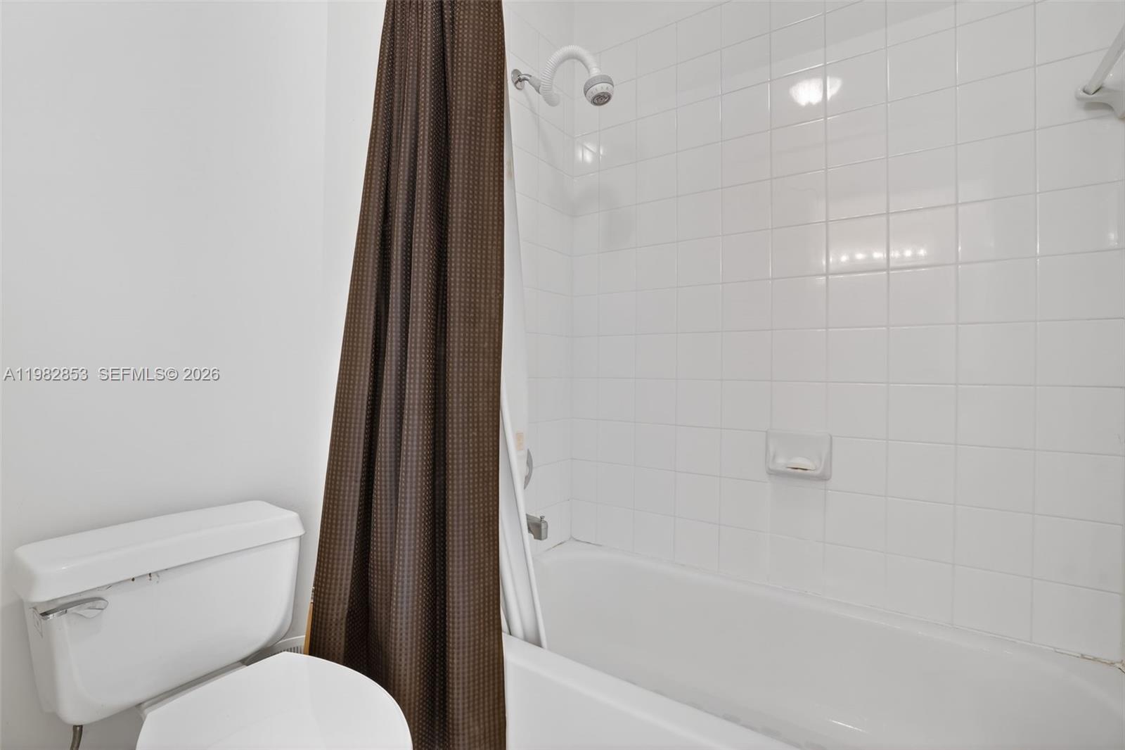 16419 Sapphire Pl Weston, FL 33331