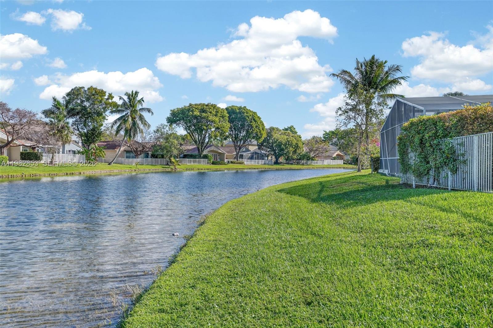 16419 Sapphire Pl Weston, FL 33331