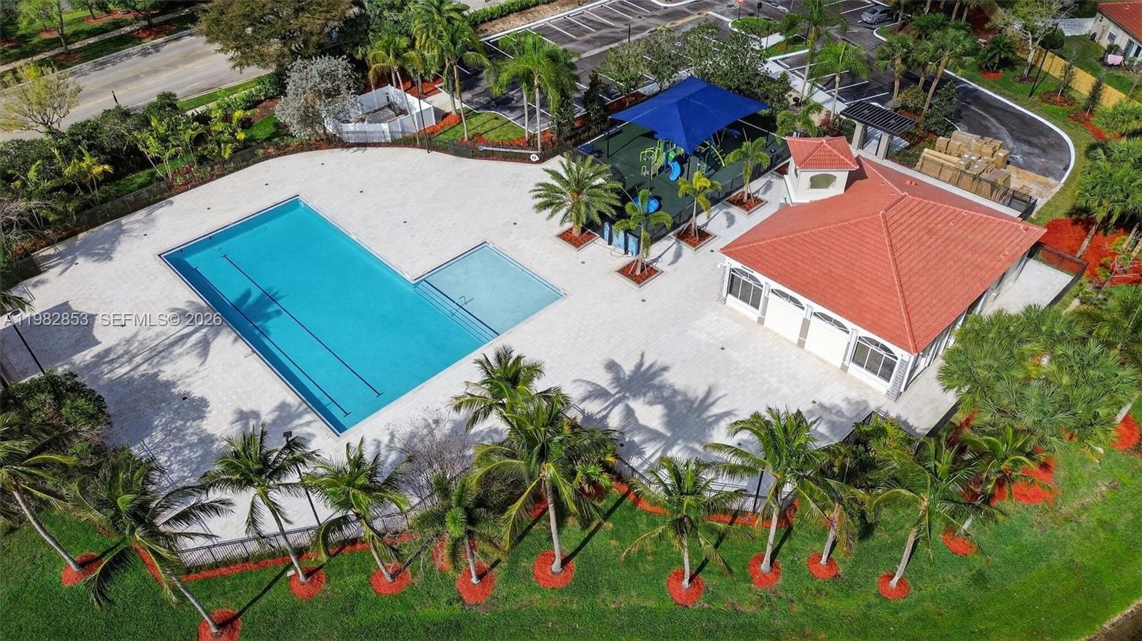 16419 Sapphire Pl Weston, FL 33331