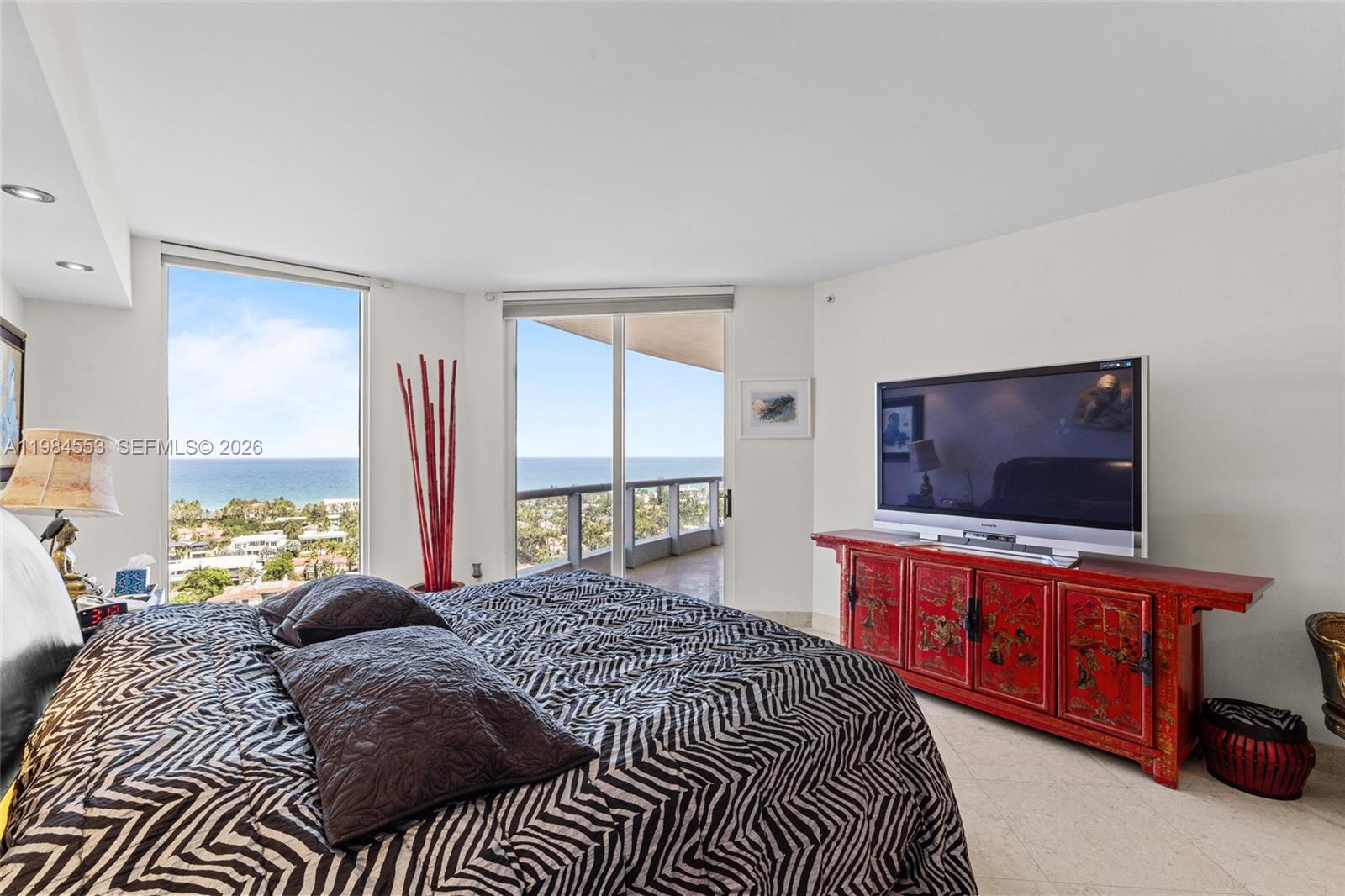 21200 Point Pl #1901 Aventura, FL 33180