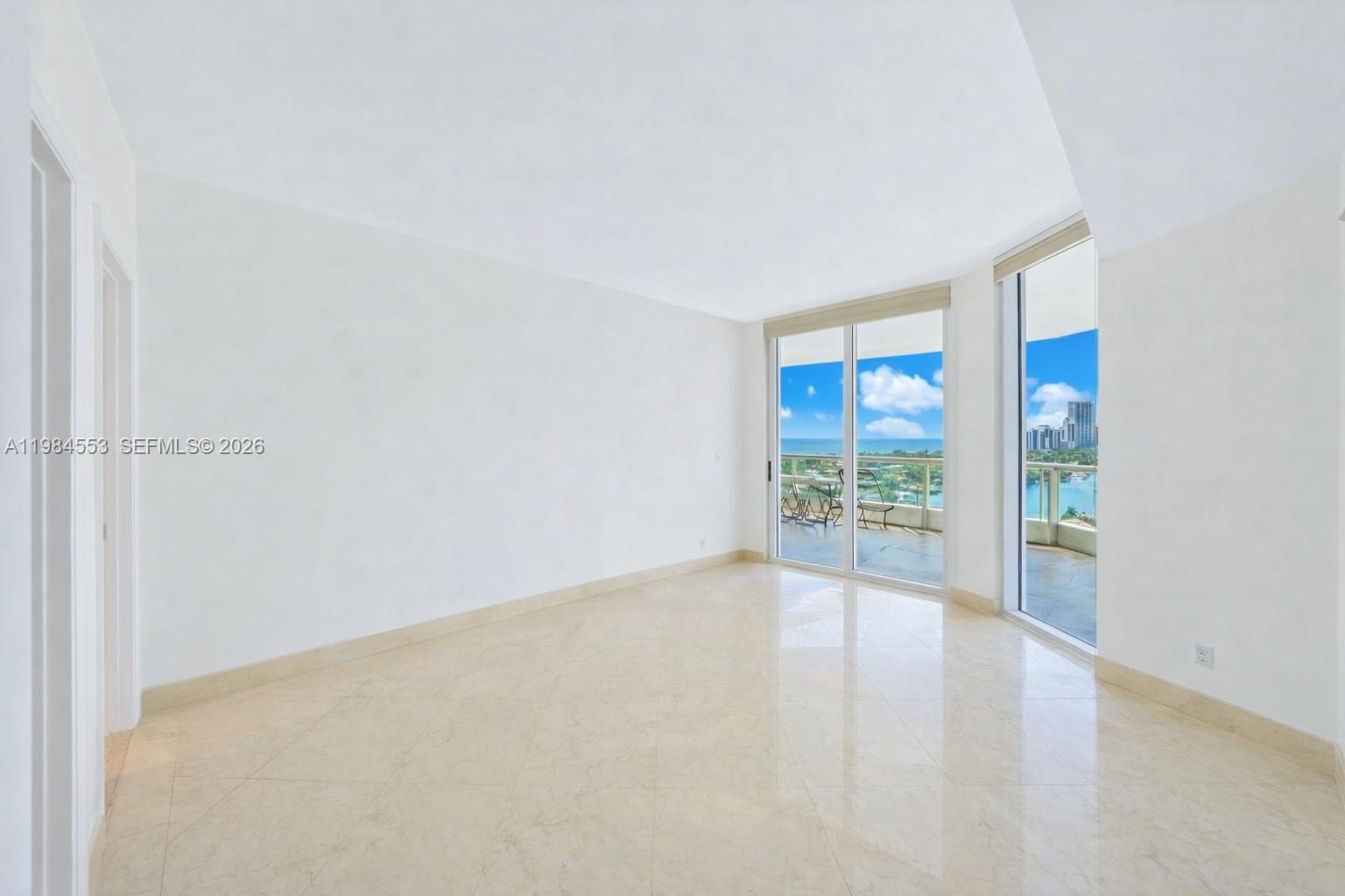 21200 Point Pl #1901 Aventura, FL 33180