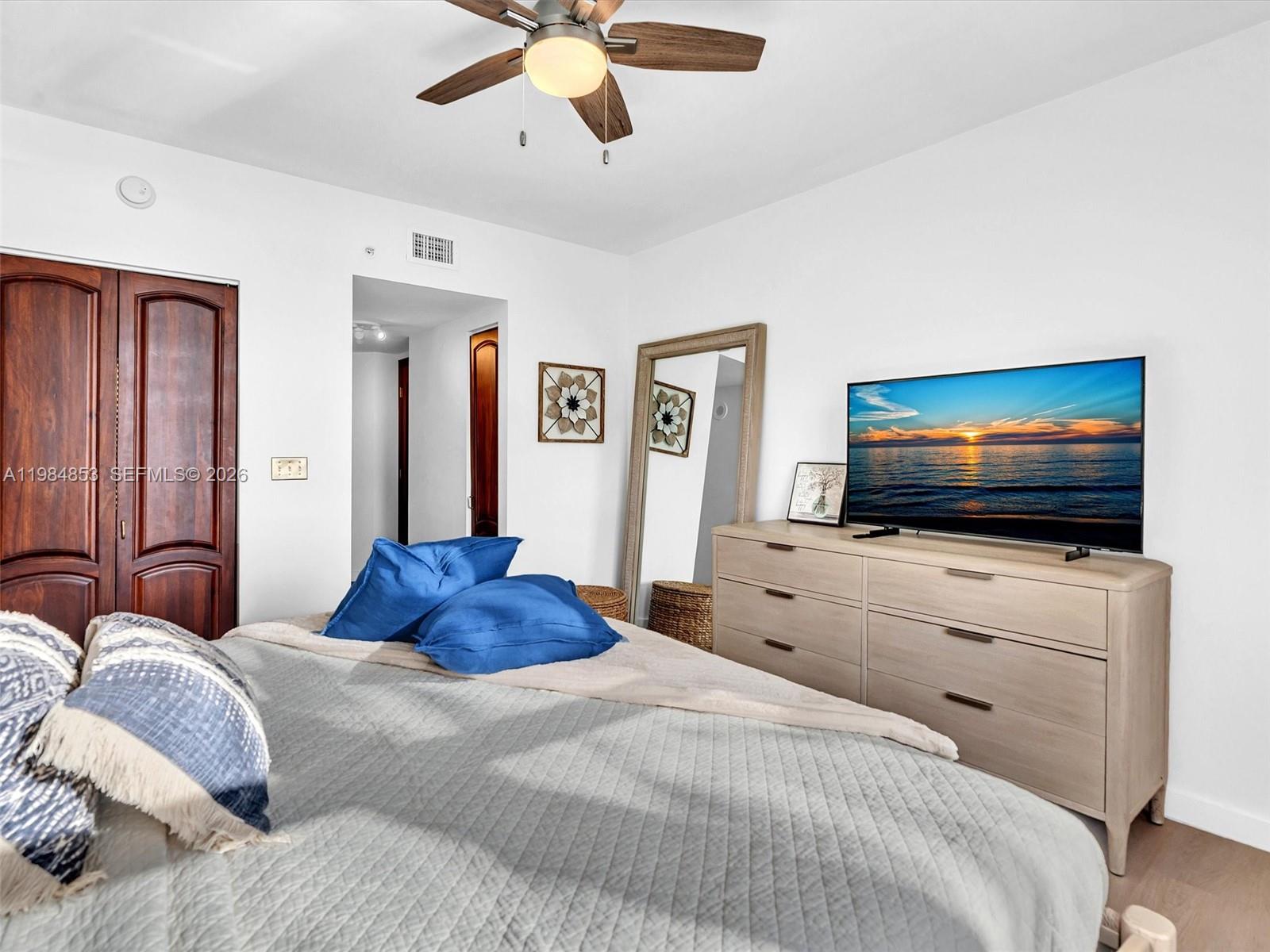 17150 N Bay Rd #2205 Sunny Isles Beach, FL 33160