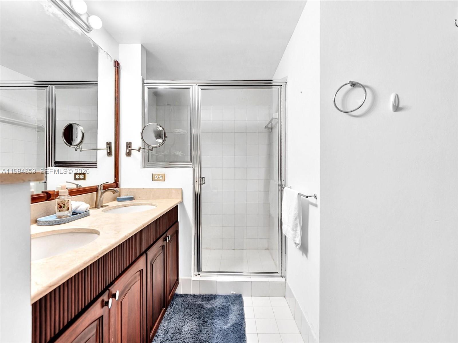 17150 N Bay Rd #2205 Sunny Isles Beach, FL 33160