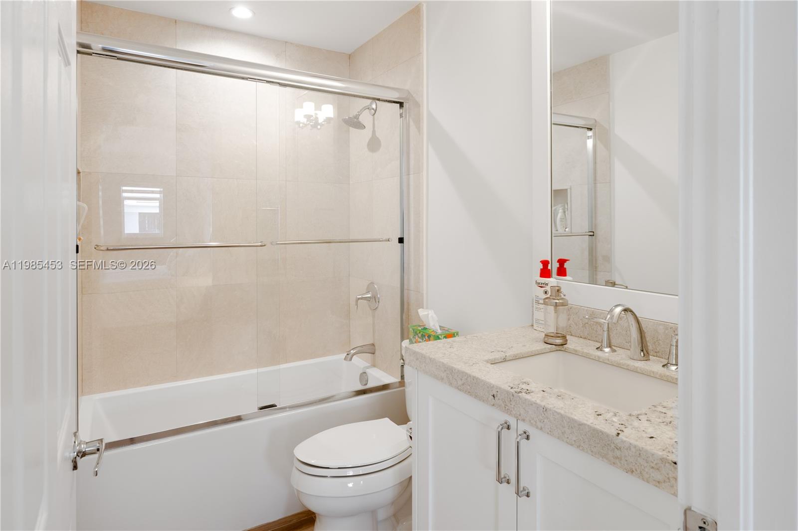 8600 SW 139th Ter Palmetto Bay, FL 33158