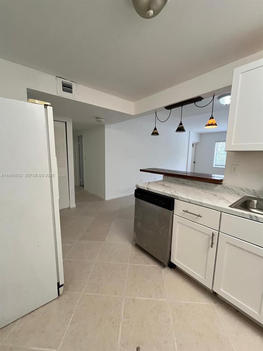 4354 NW 9th Ave #13-2D Deerfield Beach, FL 33064