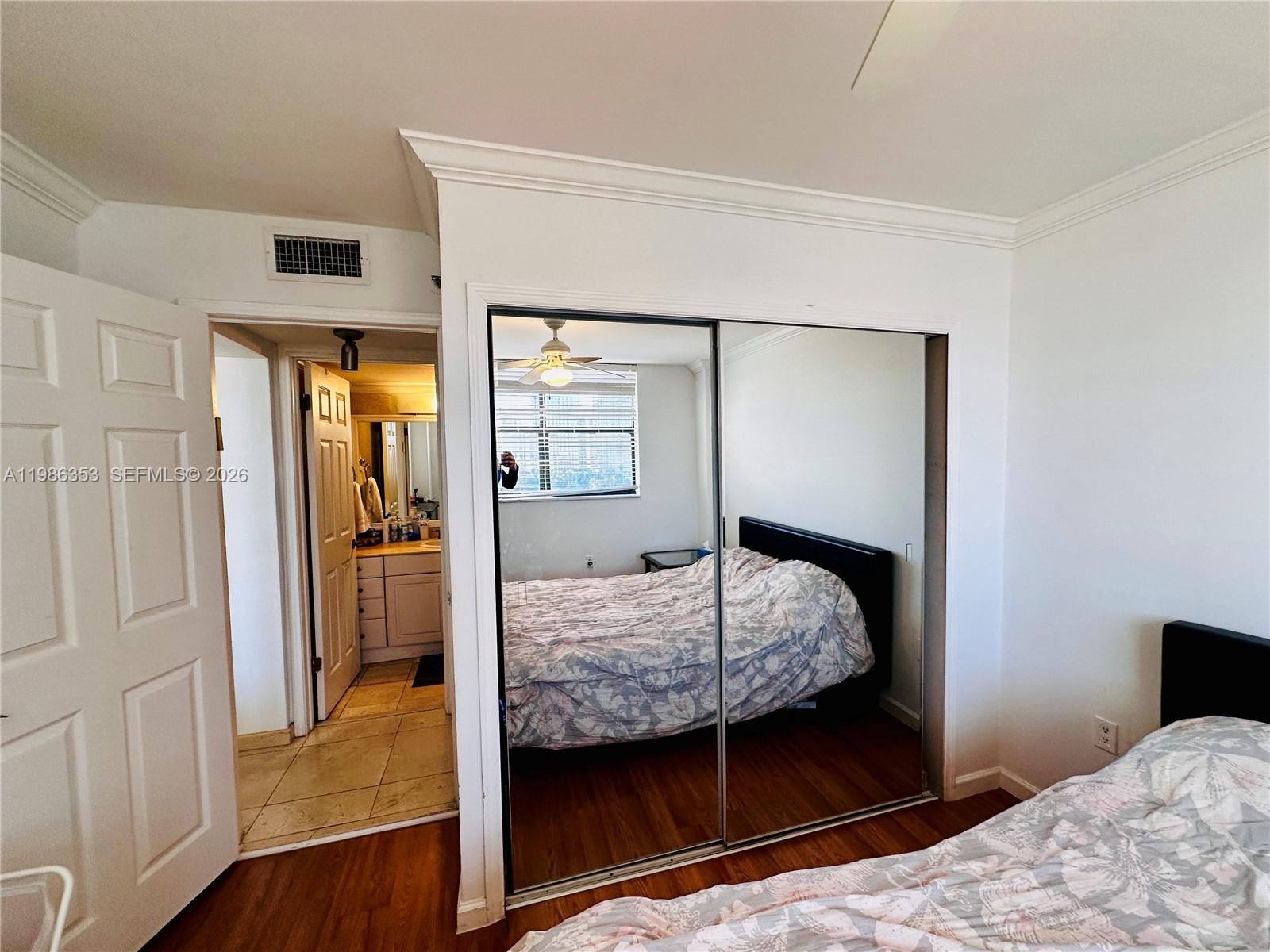 image Winston Towers 60017