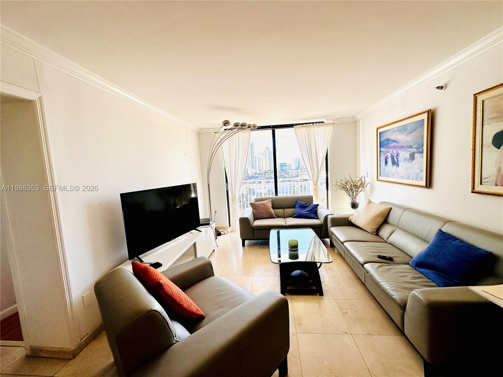 image Winston Towers 6003