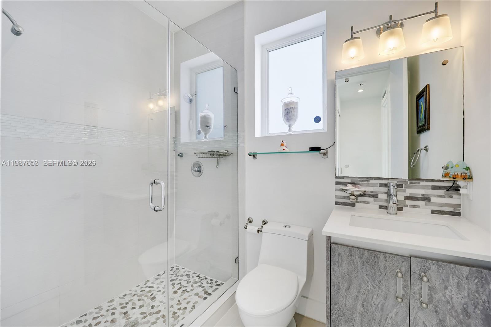 2943 SW 23rd St Miami, FL 33145