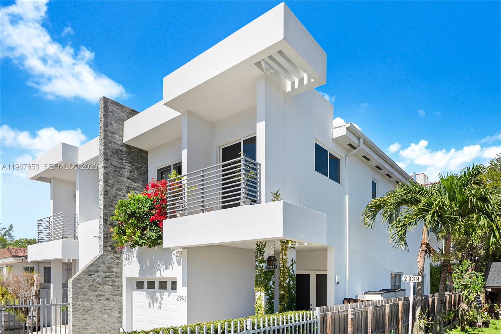 2943 SW 23rd St Miami, FL 33145