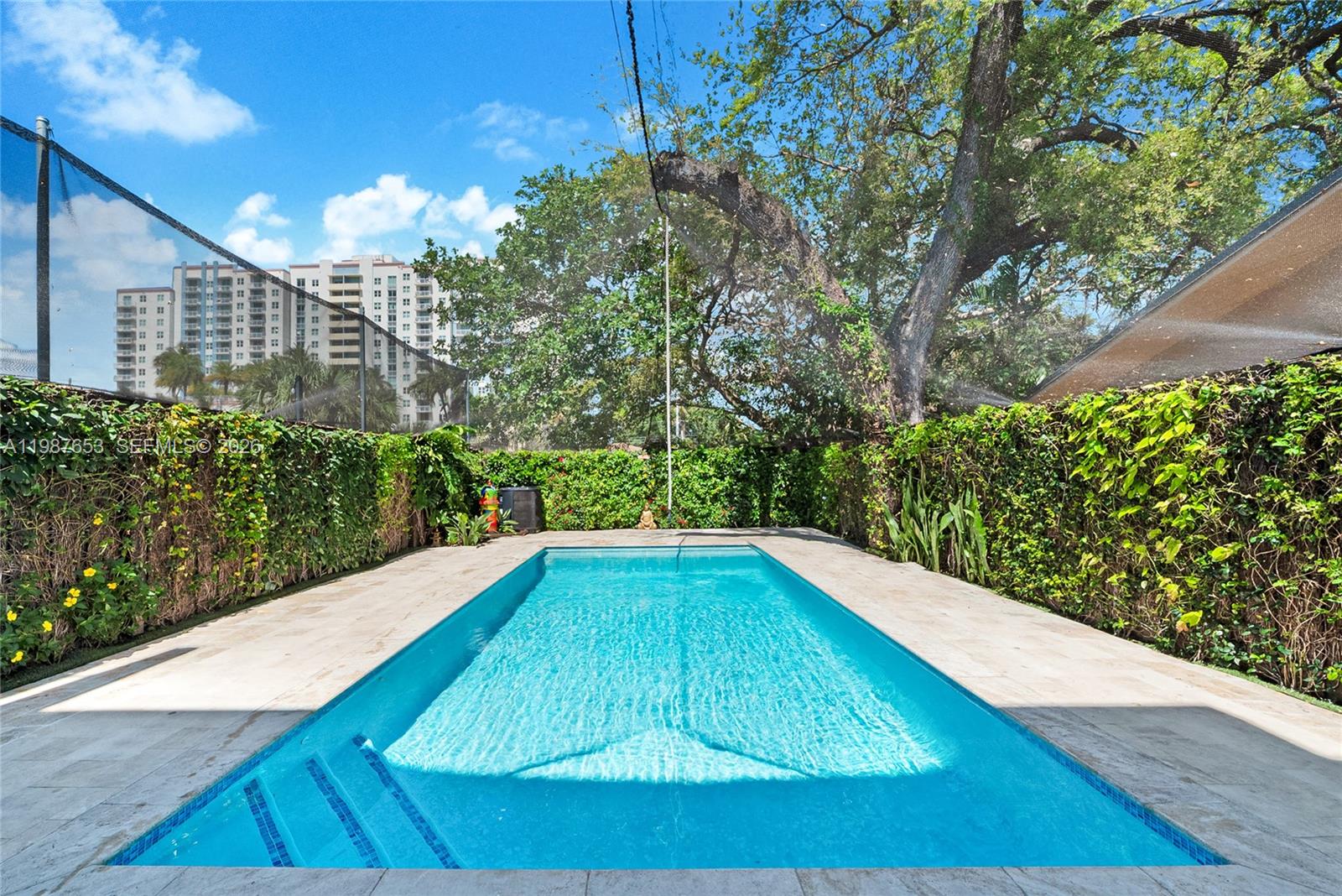 2943 SW 23rd St Miami, FL 33145