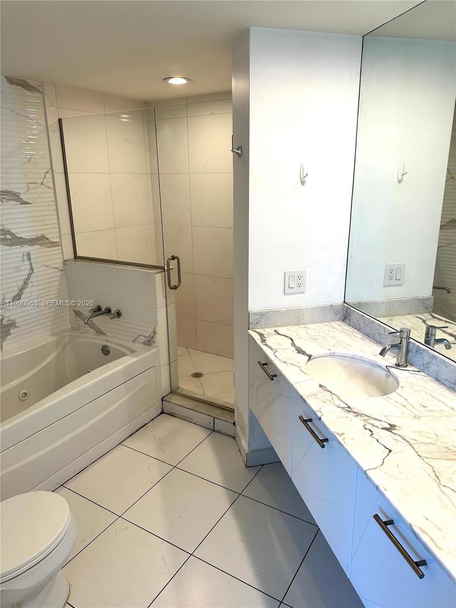 image 500 Brickell West16