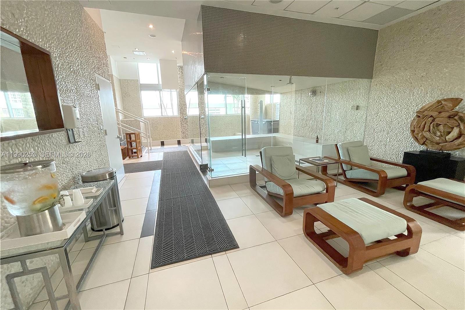 92 SW 3rd St #2802 Miami, FL 33130