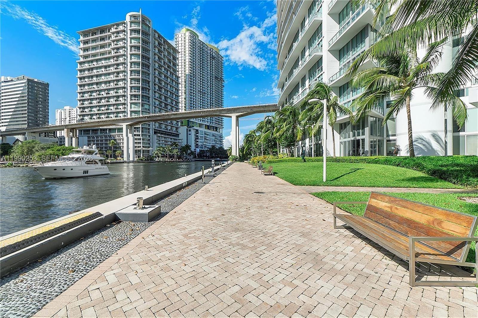 92 SW 3rd St #2802 Miami, FL 33130