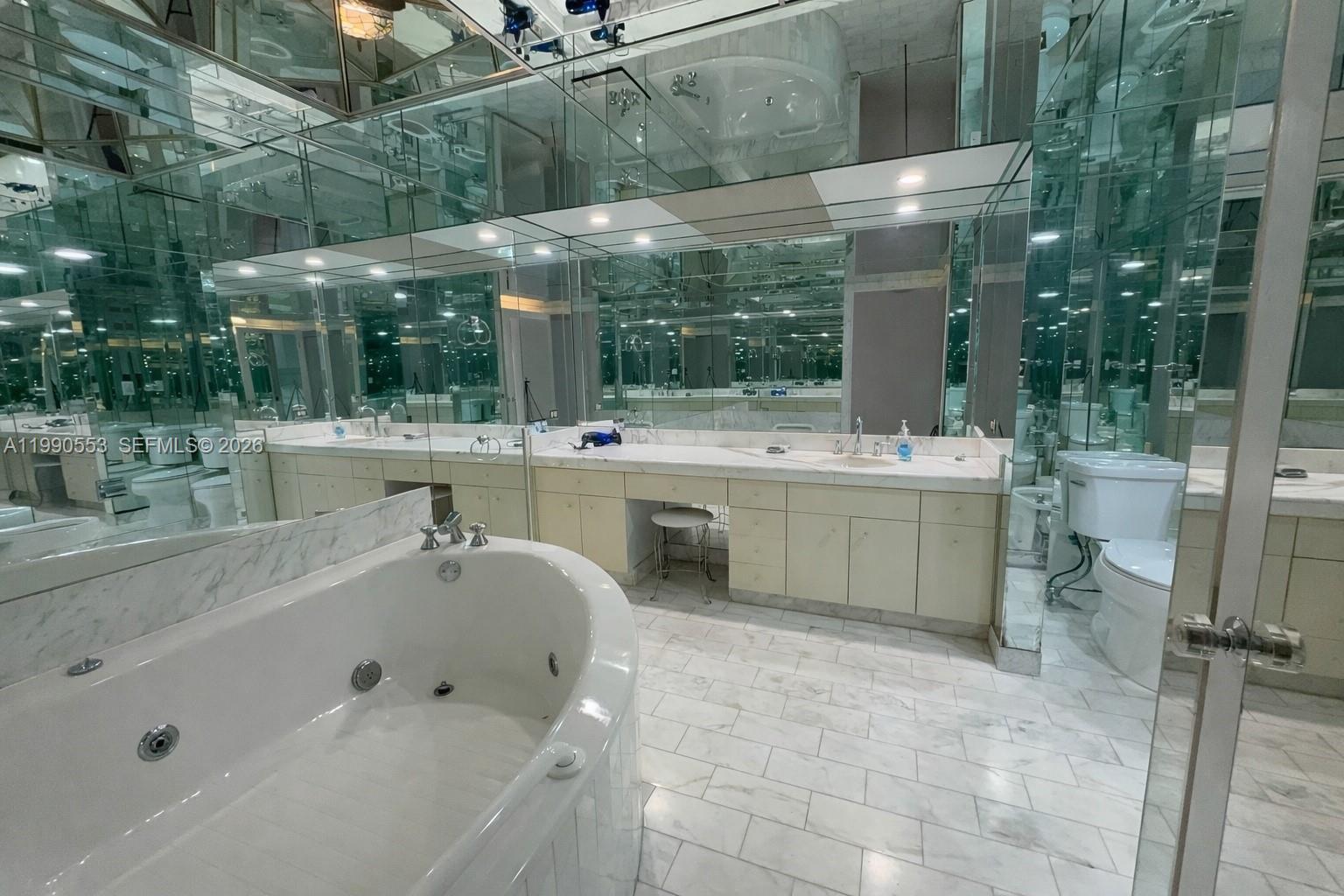 19707 Turnberry Way #9D Aventura, FL 33180