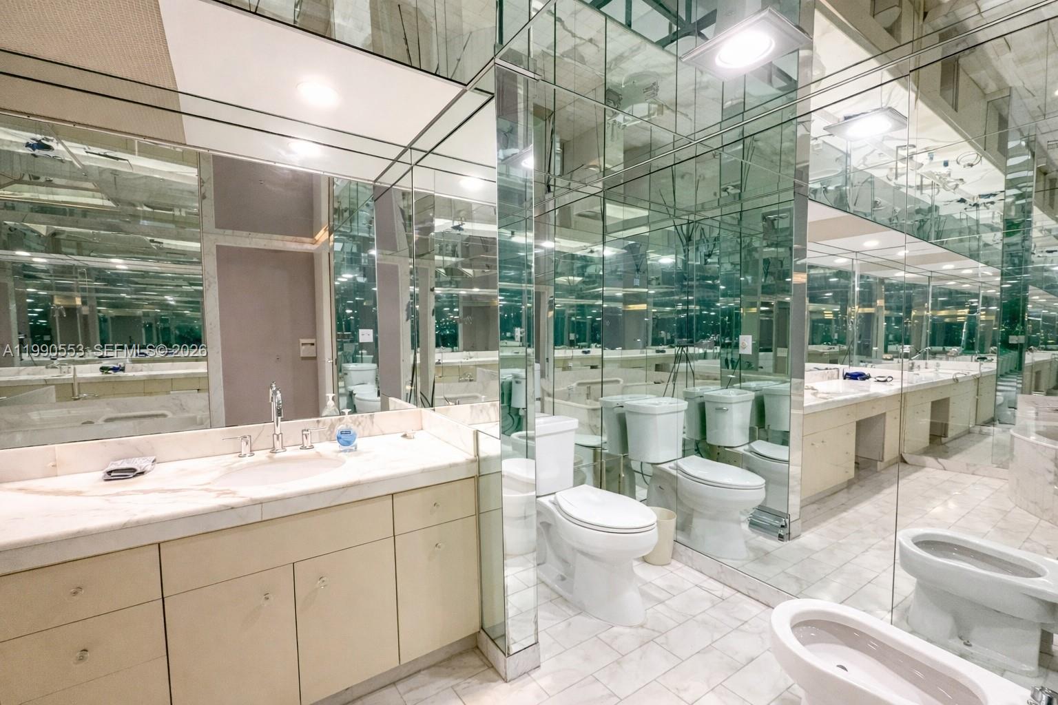 19707 Turnberry Way #9D Aventura, FL 33180