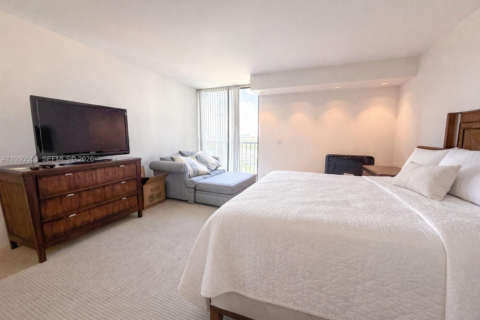 19707 Turnberry Way #9D Aventura, FL 33180