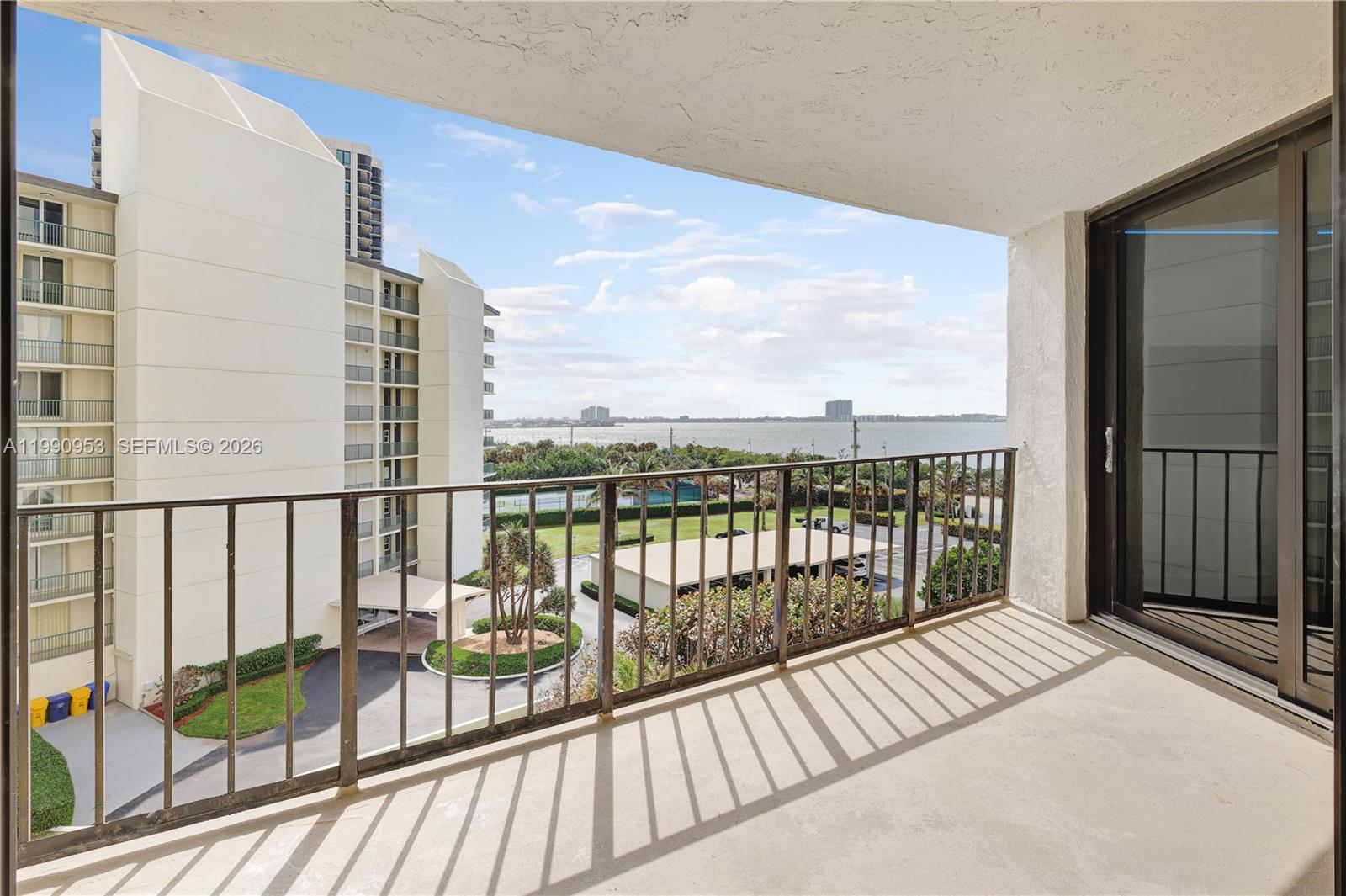 5420 N Ocean Dr #504 Singer Island, FL 33404