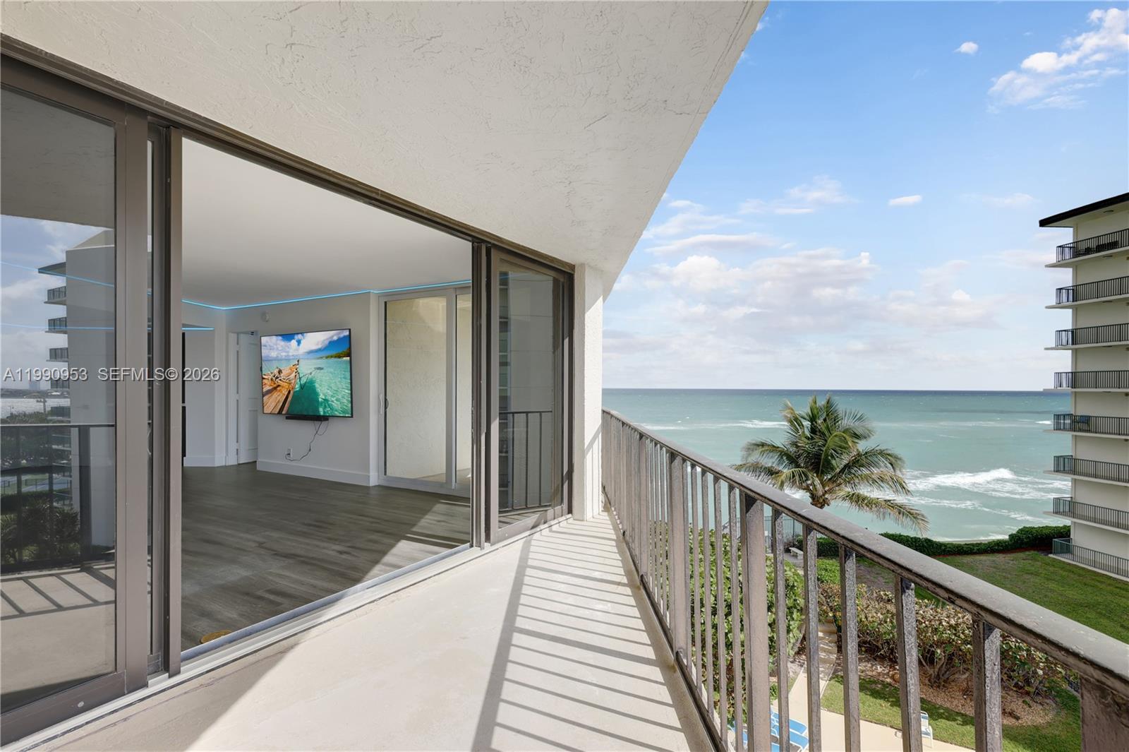 5420 N Ocean Dr #504 Singer Island, FL 33404