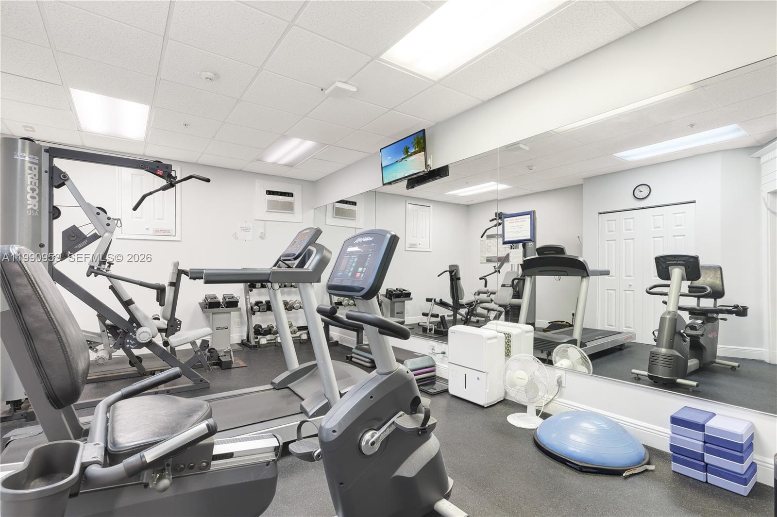 5420 N Ocean Dr #504 Singer Island, FL 33404