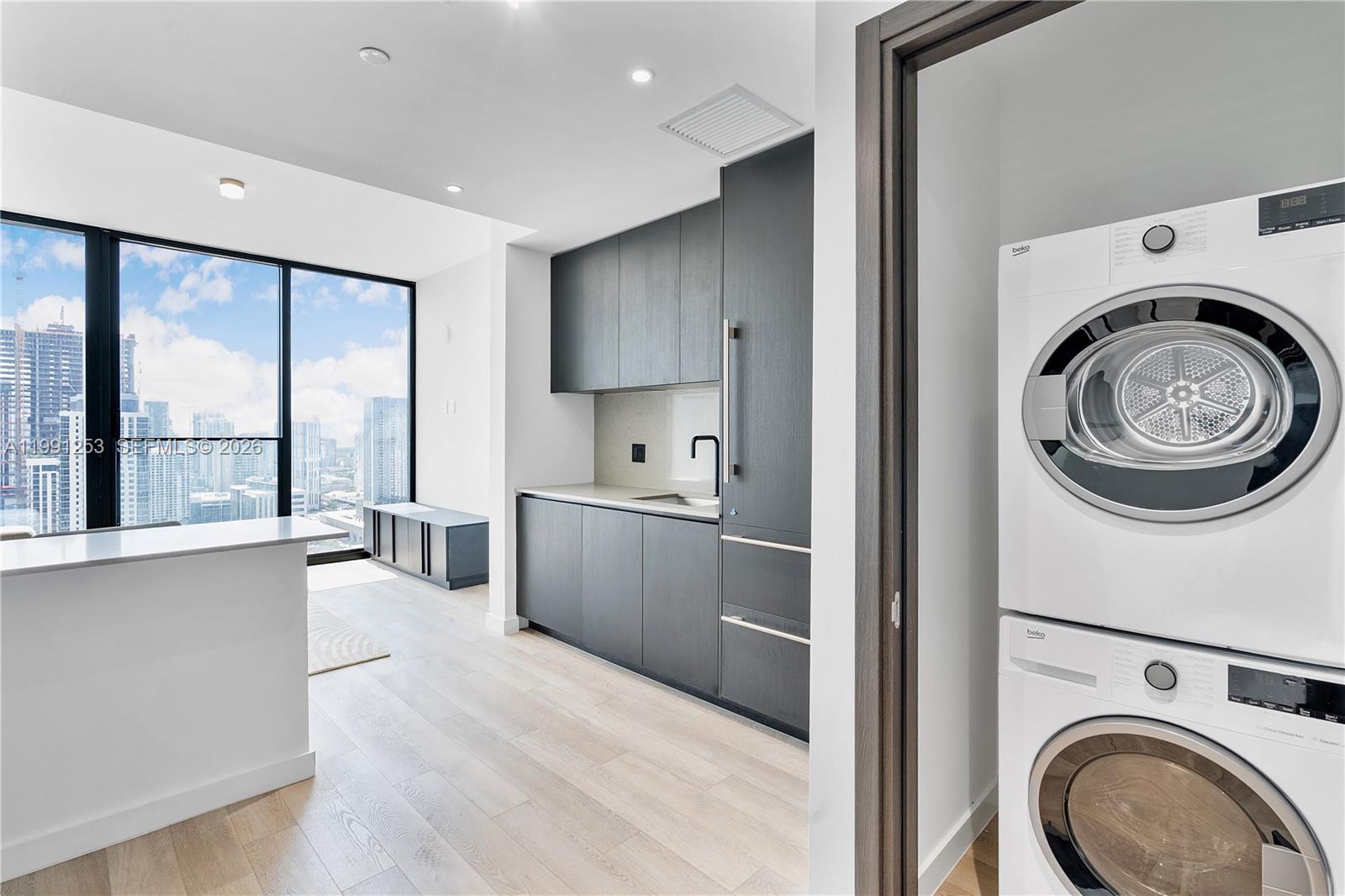 20 NE 11th St #3809 Miami, FL 33132