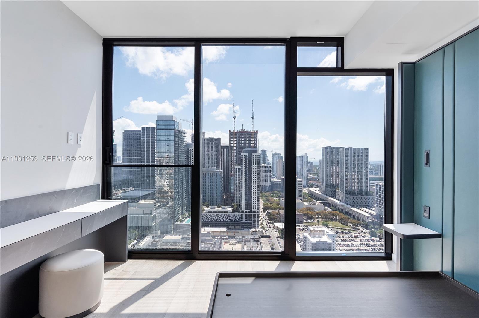 20 NE 11th St #3809 Miami, FL 33132