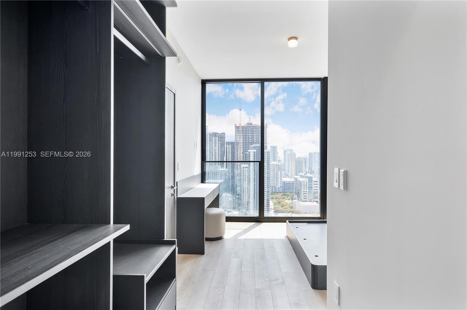 20 NE 11th St #3809 Miami, FL 33132