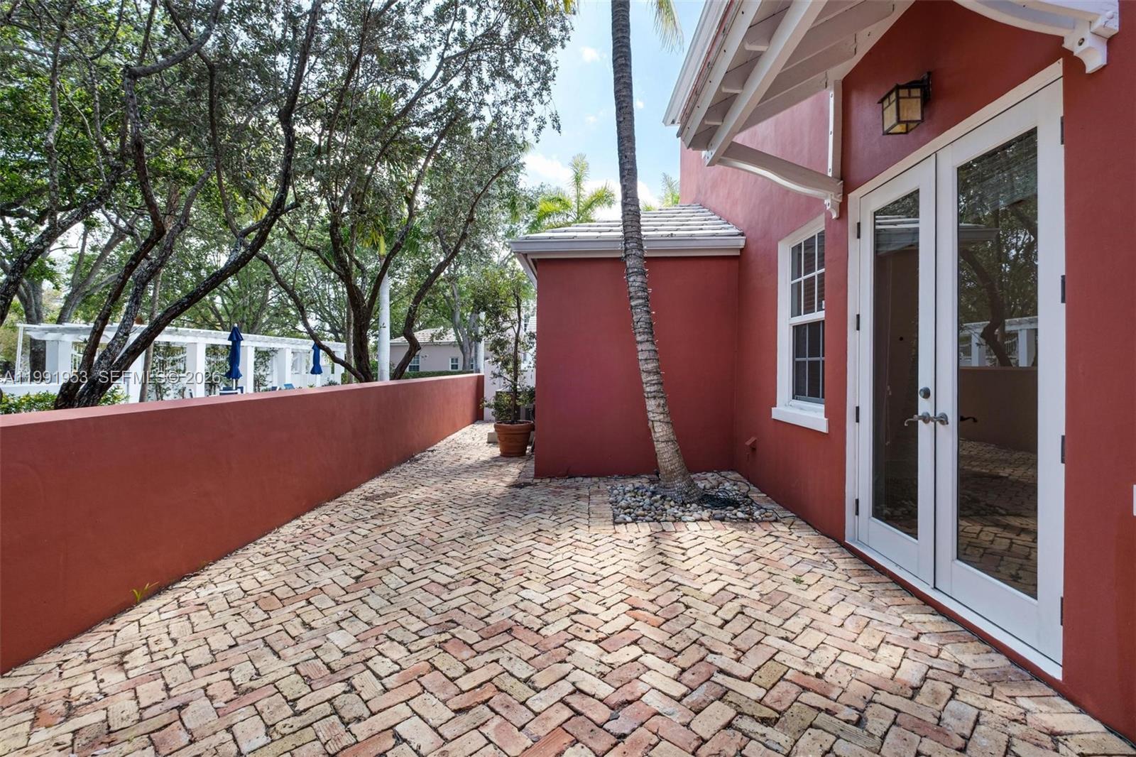 550 Loretto Ave #16 Coral Gables, FL 33146