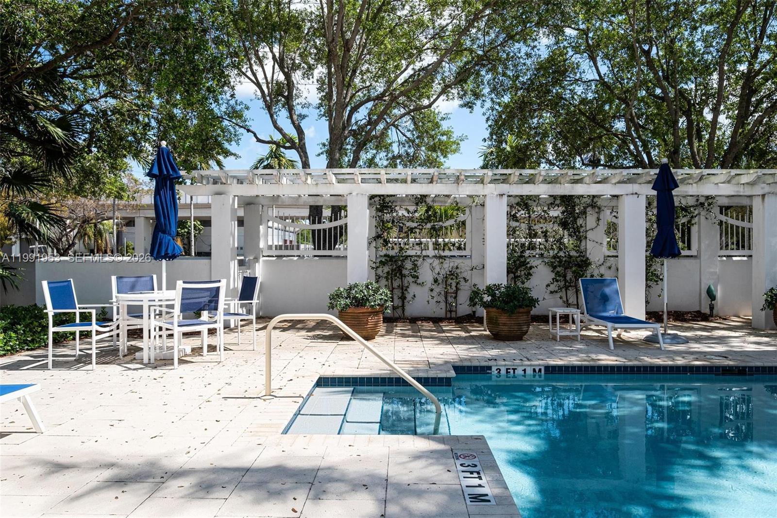 550 Loretto Ave #16 Coral Gables, FL 33146