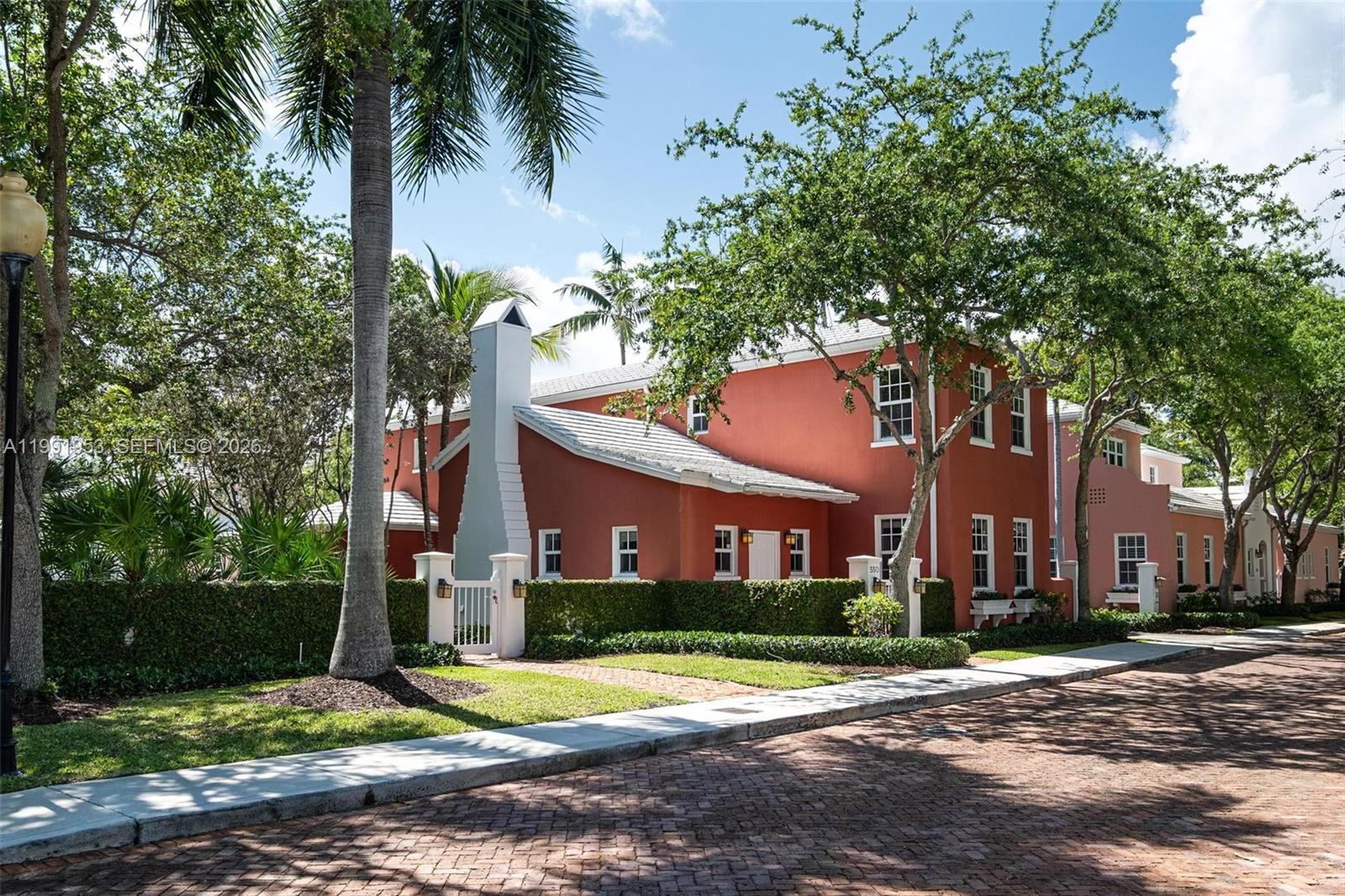 550 Loretto Ave #16 Coral Gables, FL 33146