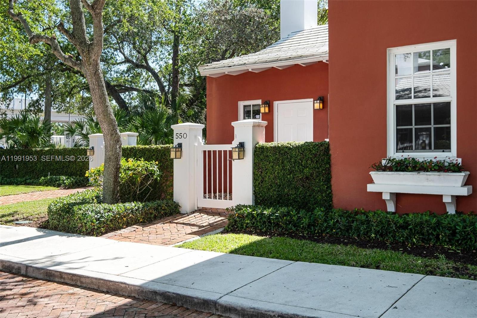 550 Loretto Ave #16 Coral Gables, FL 33146