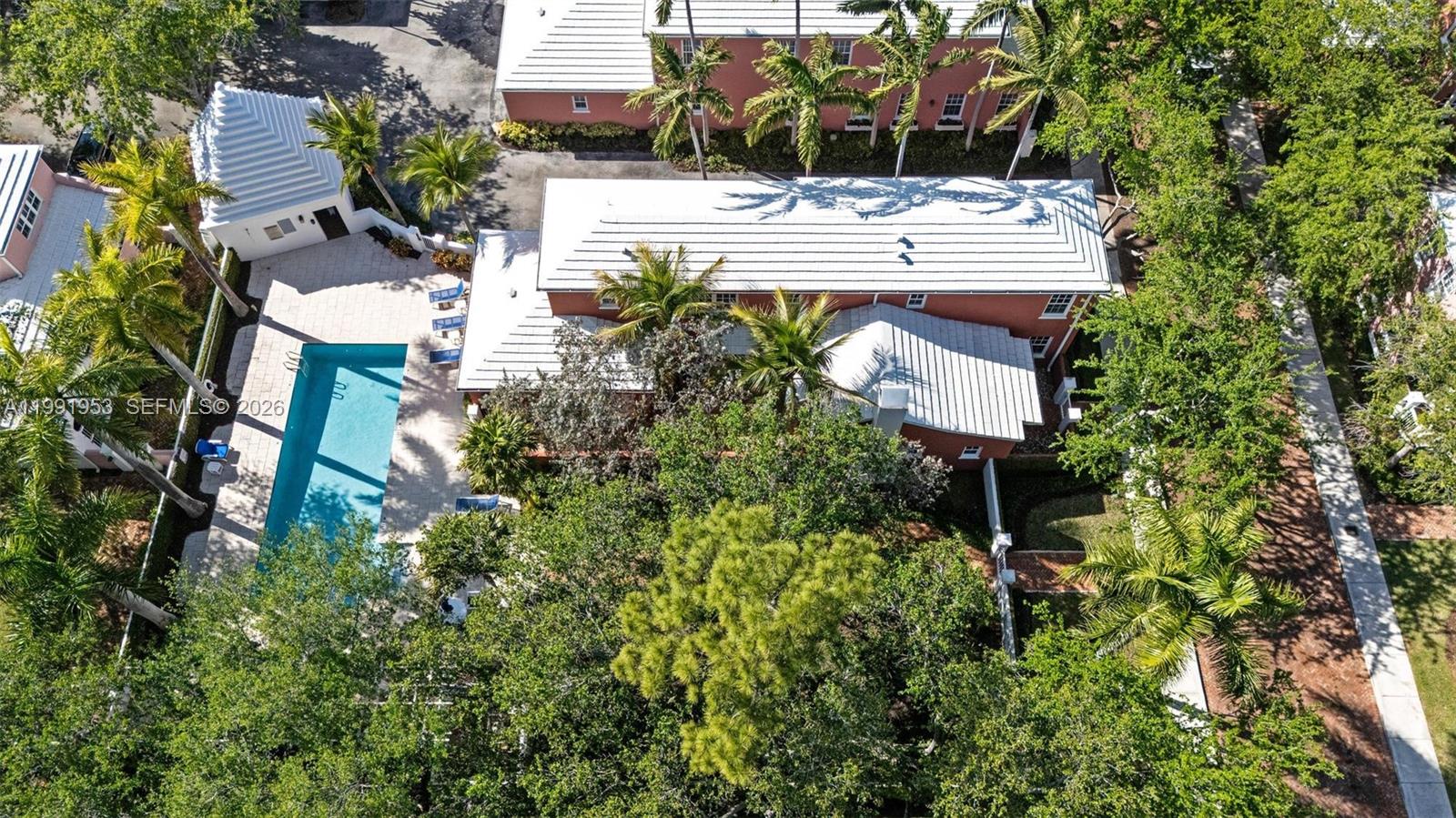 550 Loretto Ave #16 Coral Gables, FL 33146