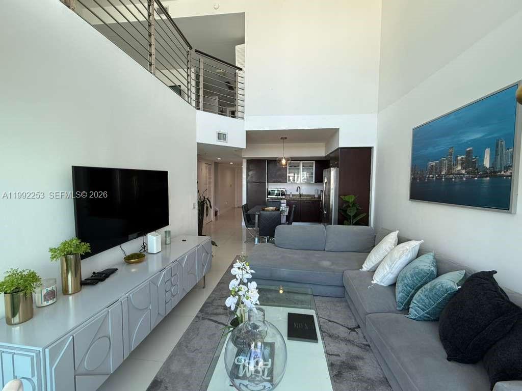 image Brickell on the River South1