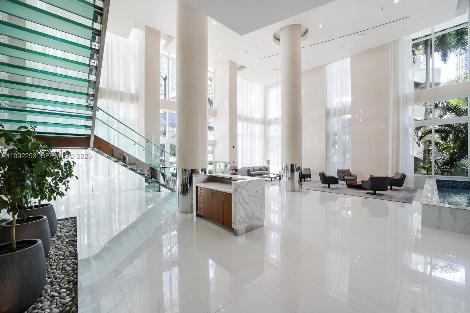 image Brickell on the River South26