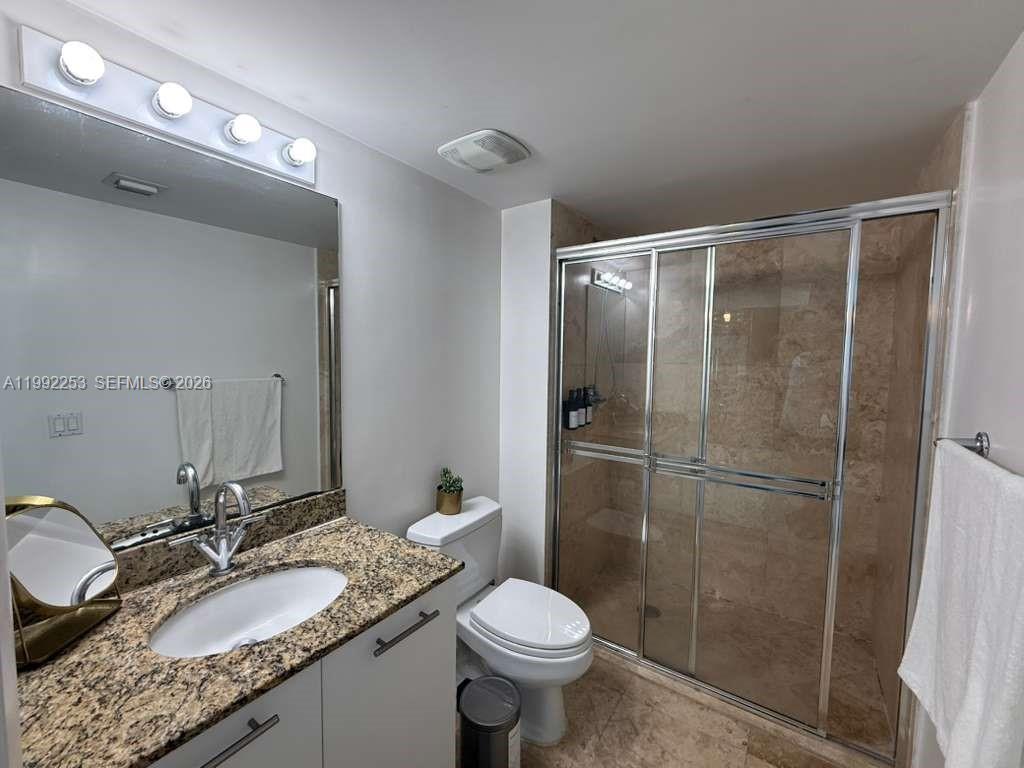 image Brickell on the River South7