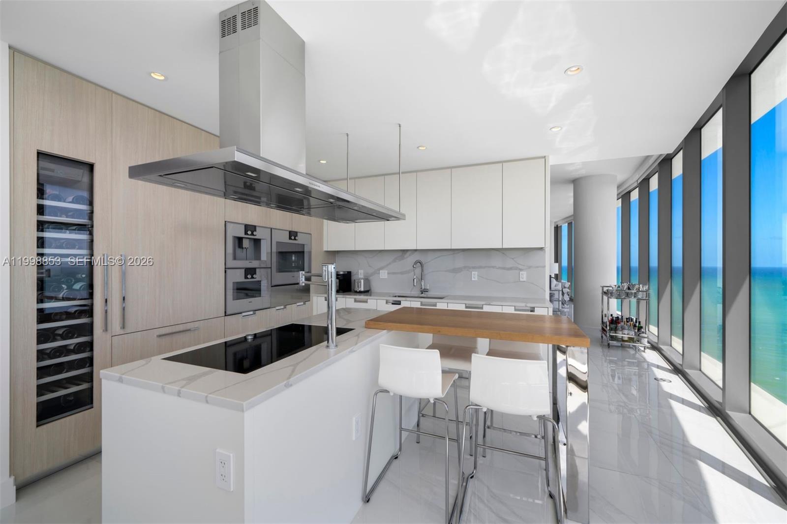 15701 Collins Ave #2005 Sunny Isles Beach, FL 33160