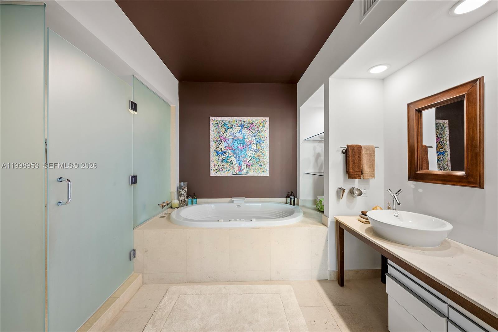 450 Alton Rd #704 Miami Beach, FL 33139